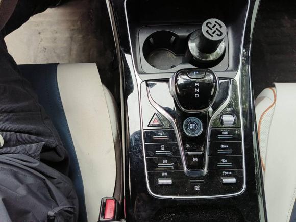 [南京·苏A] 二手比亚迪秦PLUS2023款 冠军版 EV 510KM超越型