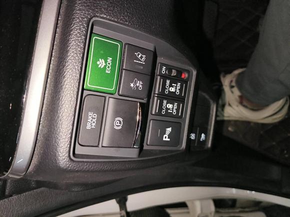 [上海·沪F] 二手本田艾力绅2019款 2.0L 混动豪华版