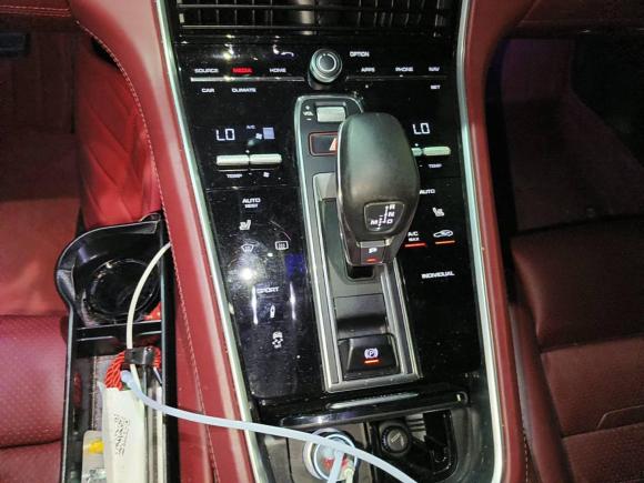 [广州·粤A] 二手保时捷Panamera2017款 Panamera 3.0T