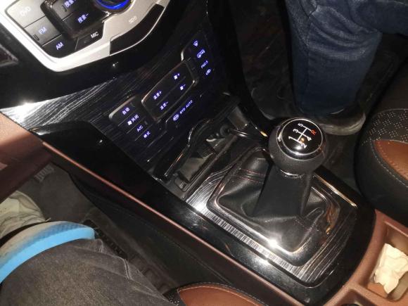 [成都·川A] 二手比亚迪速锐2015款 1.5L 手动豪华型