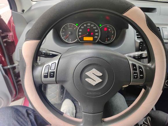 [无锡·苏B] 二手铃木雨燕2013款 1.5L 自动运动版