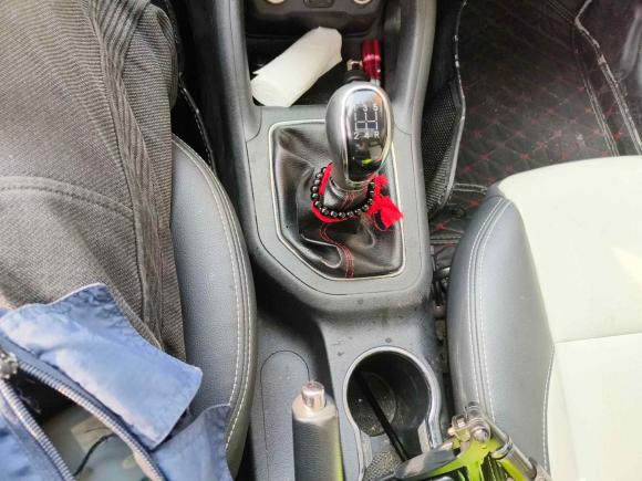 [苏州·贵F] 二手长安长安CS352017款 1.6L 手动豪华型