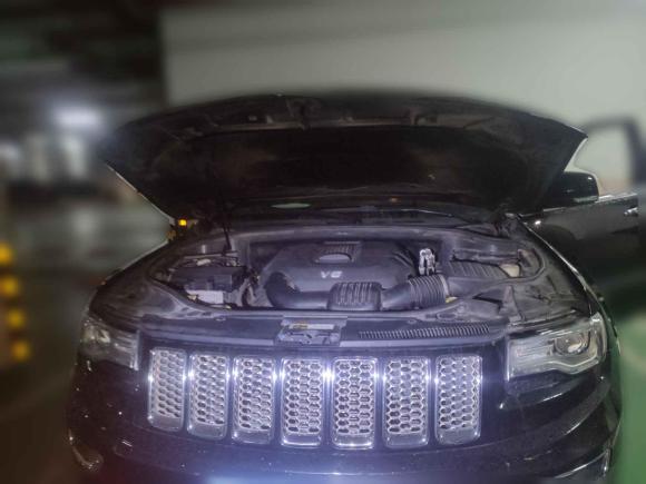 [无锡·苏B] 二手Jeep大切诺基2014款 3.0L 旗舰尊悦版