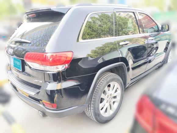 [济南·鲁A] 二手Jeep大切诺基2016款 3.0L 舒享导航版