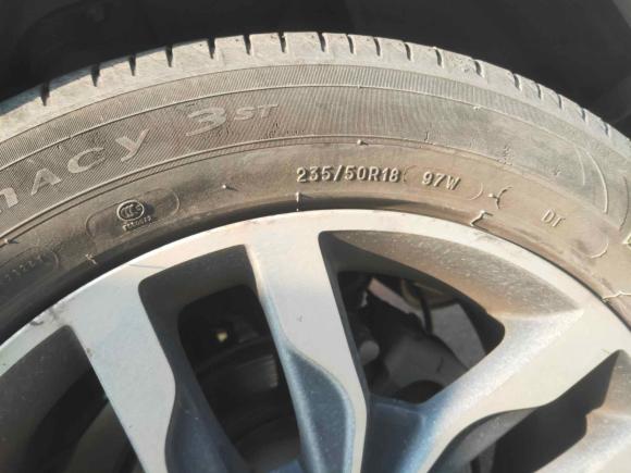 [杭州·赣J] 二手荣威荣威RX52016款 20T 两驱手动互联网智惠版