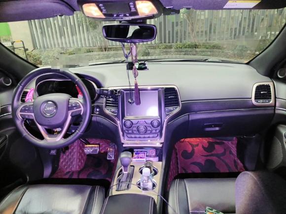 [深圳·粤B] 二手Jeep大切诺基2017款 3.0L 精英导航版