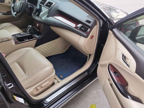 [无锡·苏B] 二手丰田皇冠2010款 2.5L Royal 真皮天窗版