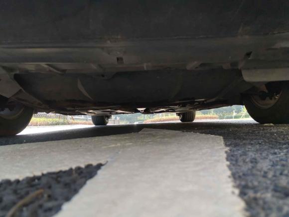 [广州·粤K] 二手雪铁龙雪铁龙C52014款 2.0L 自动尊享型