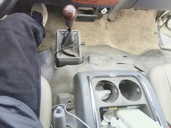 [苏州·苏E] 二手金龙金威2016款 2.0L实用超值版4G20