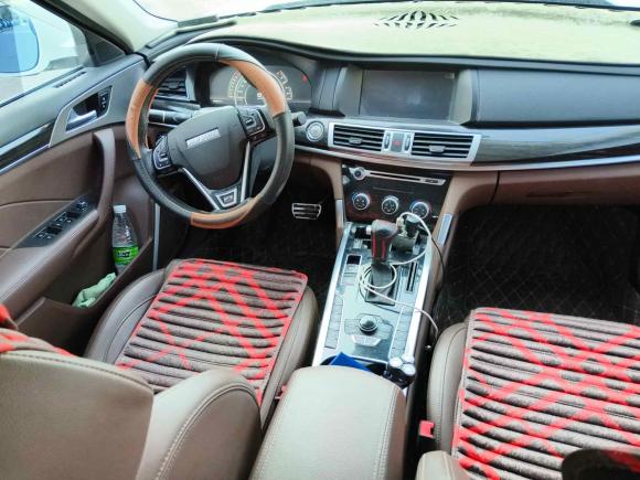 [济南·鲁A] 二手哈弗哈弗H72017款 红标H7L 2.0T 自动尊贵型