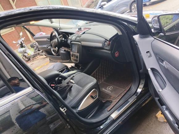 [上海·沪C] 二手奔驰奔驰R级2014款 R 320 4MATIC 商务型