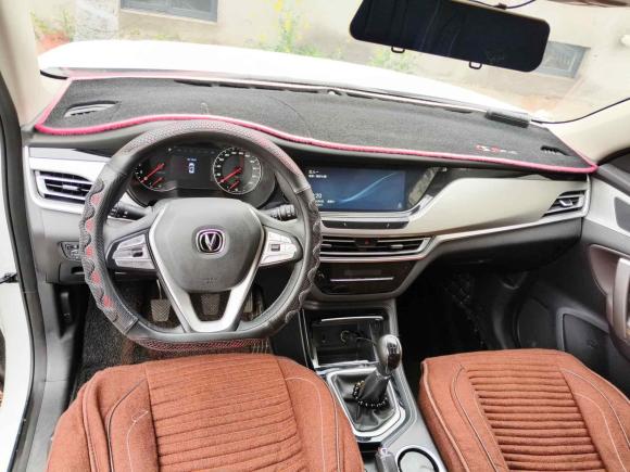 [义乌·浙G] 二手长安长安CS35PLUS2019款 1.6L 手动畅联版