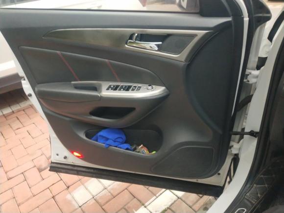 [上海·沪C] 二手长安长安CS752016款 1.8T 自动精英型 国V