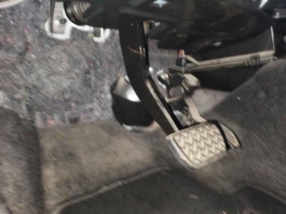 [西安·陕A] 二手丰田YARiS L 致炫2015款 1.5E 自动魅动版