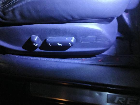 [上海·沪F] 二手丰田锐志2006款 2.5V