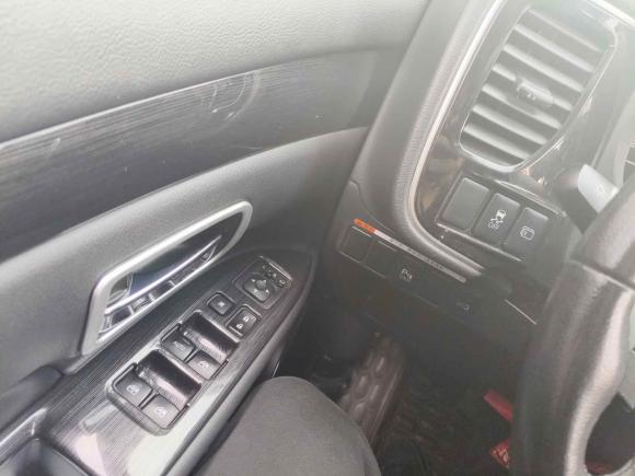 [成都·川A] 二手三菱欧蓝德2018款 2.4L 四驱精英版 5座