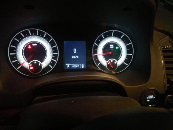 [上海·豫C] 二手荣威荣威9502012款 2.4L 豪华版