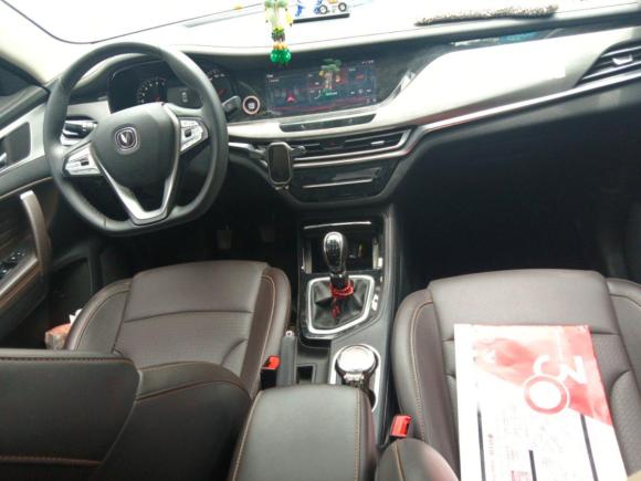 [深圳·粤S] 二手长安长安CS35PLUS2019款 1.6L 手动畅联版