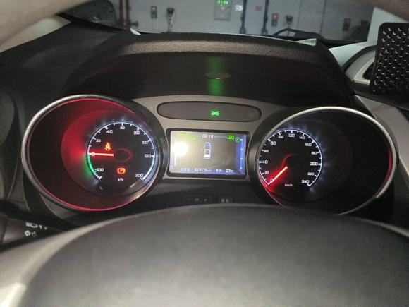 [上海·沪A] 二手比亚迪元新能源2018款 EV360 智联炫酷型