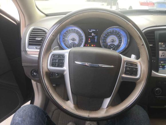 [青岛·鲁U] 二手克莱斯勒克莱斯勒300C2014款 3.0L 卓越版