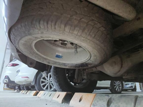 [宁波·浙B] 二手江铃驭胜S3502013款 2.4T 自动两驱柴油豪华版5座