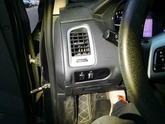 [苏州·苏E] 二手江铃驭胜S3502013款 2.4T 自动两驱柴油超豪华版5座