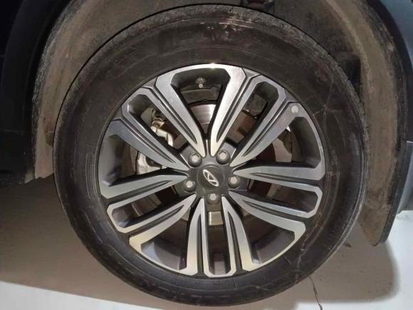 [济南·鲁A] 二手奇瑞瑞虎82019款 1.6TGDI 自动豪华型