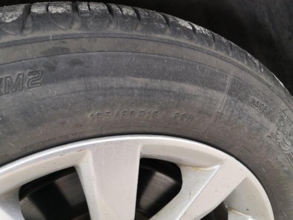 [成都·沪A] 二手荣威荣威ei62017款 45T 混动互联智享版