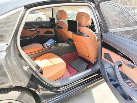 [无锡·鲁Q] 二手奥迪奥迪A82022款 A8L Horch创始人版 经典型