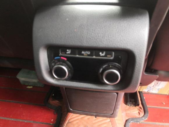 [上海·鲁G] 二手大众夏朗2014款 2.0TSI 标配型