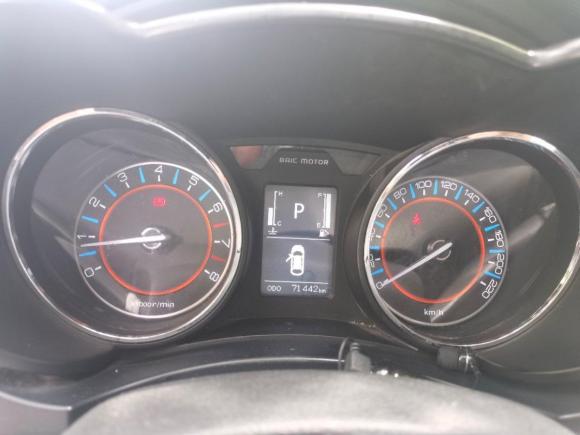 [南京·苏A] 二手北京汽车绅宝X552016款 1.5T CVT豪华版