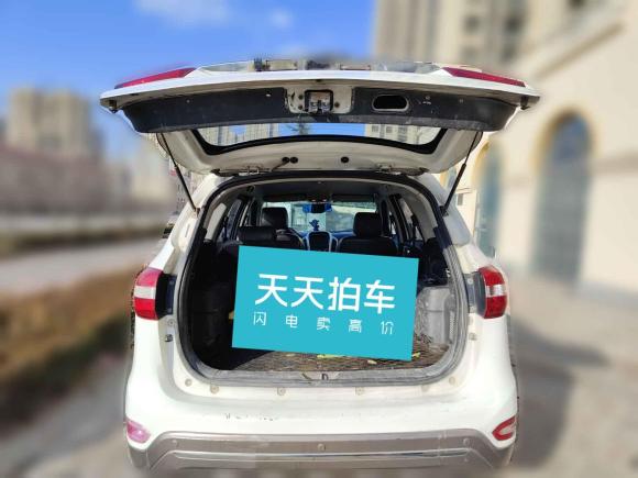 [济南·鲁A] 二手江铃驭胜S3502013款 2.4T 自动两驱柴油豪华版5座