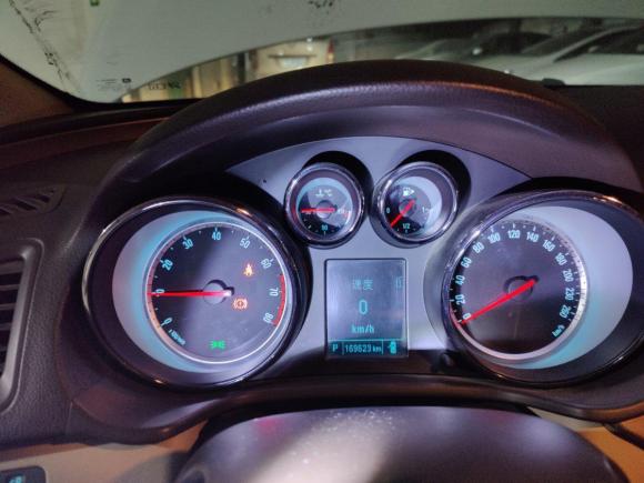 [武汉·鄂A] 二手别克君威2012款 2.4L SIDI精英版