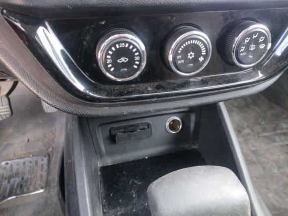 [北京·冀R] 二手东南东南DX32016款 1.5T CVT尊贵型