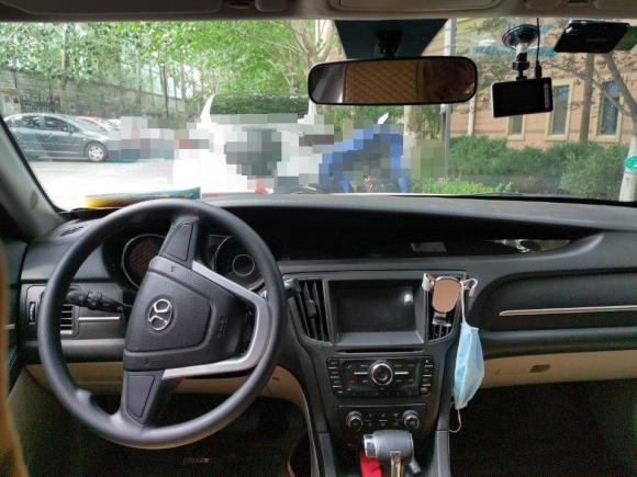 [济南·鲁A] 二手北汽绅宝绅宝D502014款 1.5L CVT标准版