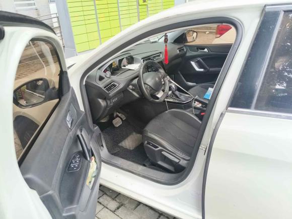 [苏州·苏U] 二手标致标致3082016款 1.6L 自动豪华版