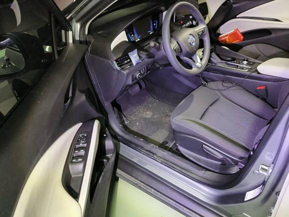 [深圳·粤B] 二手别克微蓝62022款 插电混动 互联时尚型