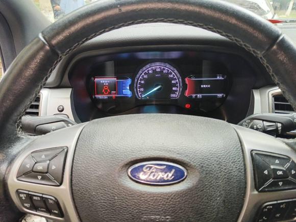 [杭州·浙A] 二手福特撼路者2017款 2.2T 柴油手动四驱豪华版 5座