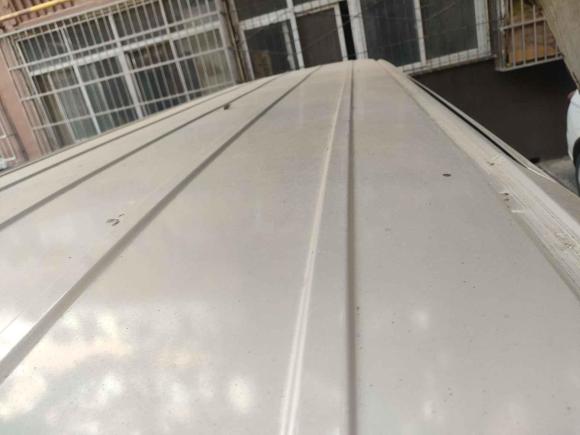 [西安·陕A] 二手金杯阁瑞斯2014款 2.4L标准型长轴9座4RB2