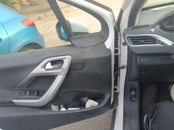 [青岛·鲁B] 二手标致标致20082015款 1.6L 自动玩酷版