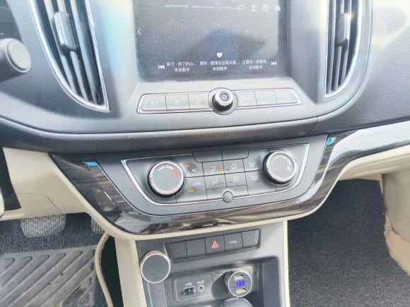 [南通·苏F] 二手荣威荣威3602015款 1.5L 自动豪华版