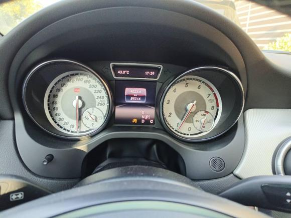 [苏州·苏E] 二手奔驰奔驰CLA2016款 CLA 200 时尚型