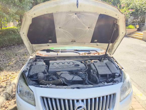 [上海·鲁Y] 二手别克君威2012款 2.4L SIDI旗舰版