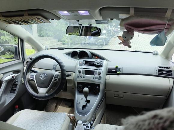 [上海·闽A] 二手丰田逸致2012款 180E CVT精英多功能版