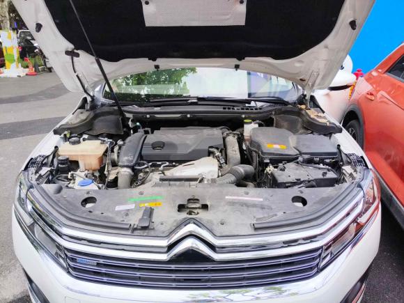 [上海·沪C] 二手雪铁龙雪铁龙C62021款 400THP 舒适版