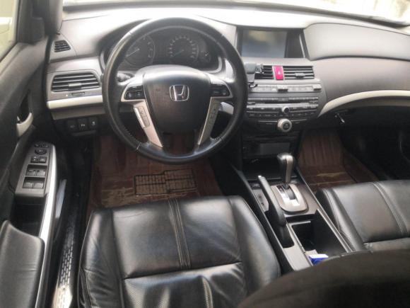 [义乌·浙G] 二手本田歌诗图2012款 2.4L 豪华版