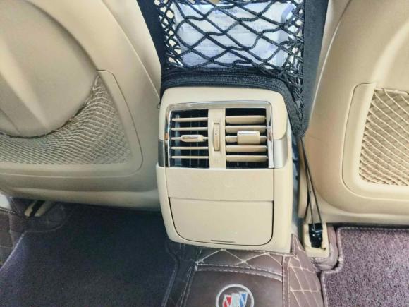 [武汉·鄂A] 二手别克君越2009款 2.4L豪华版