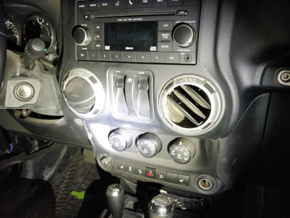 [北京·京Q] 二手Jeep牧马人2012款 3.6L Sahara 两门版