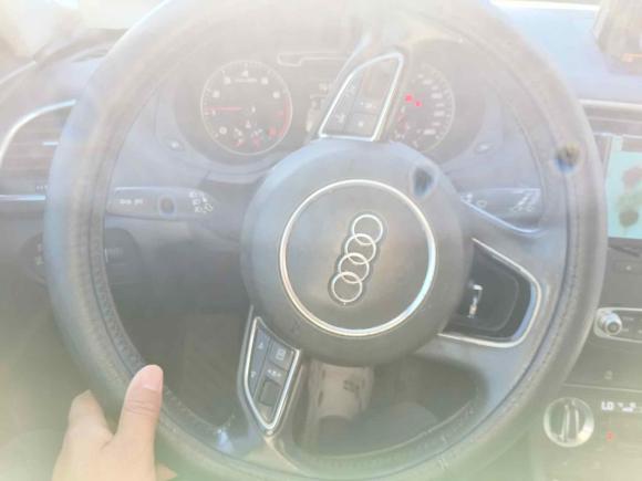 [上海·沪B] 二手奥迪奥迪Q32015款 35 TFSI 舒适型