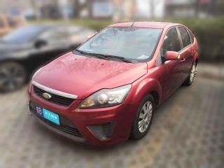 福特福克斯2012款两厢经典1.8L自动基本型